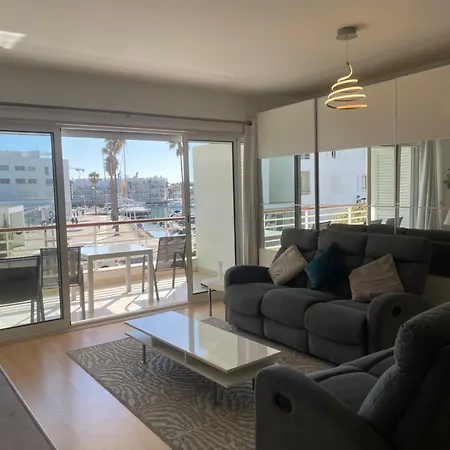 7 Degrees South Apartment