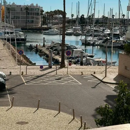 Apartment 7 Degrees South