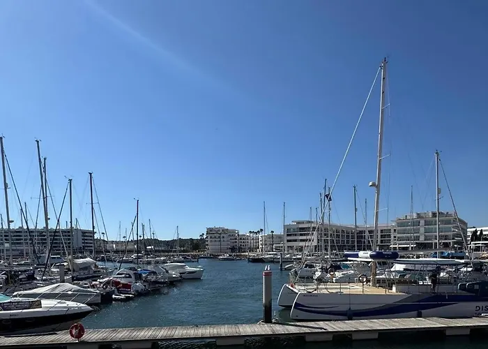 7 Degrees South Lägenhet